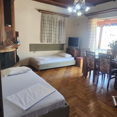 Vila Altini Borsh Luaran gambar