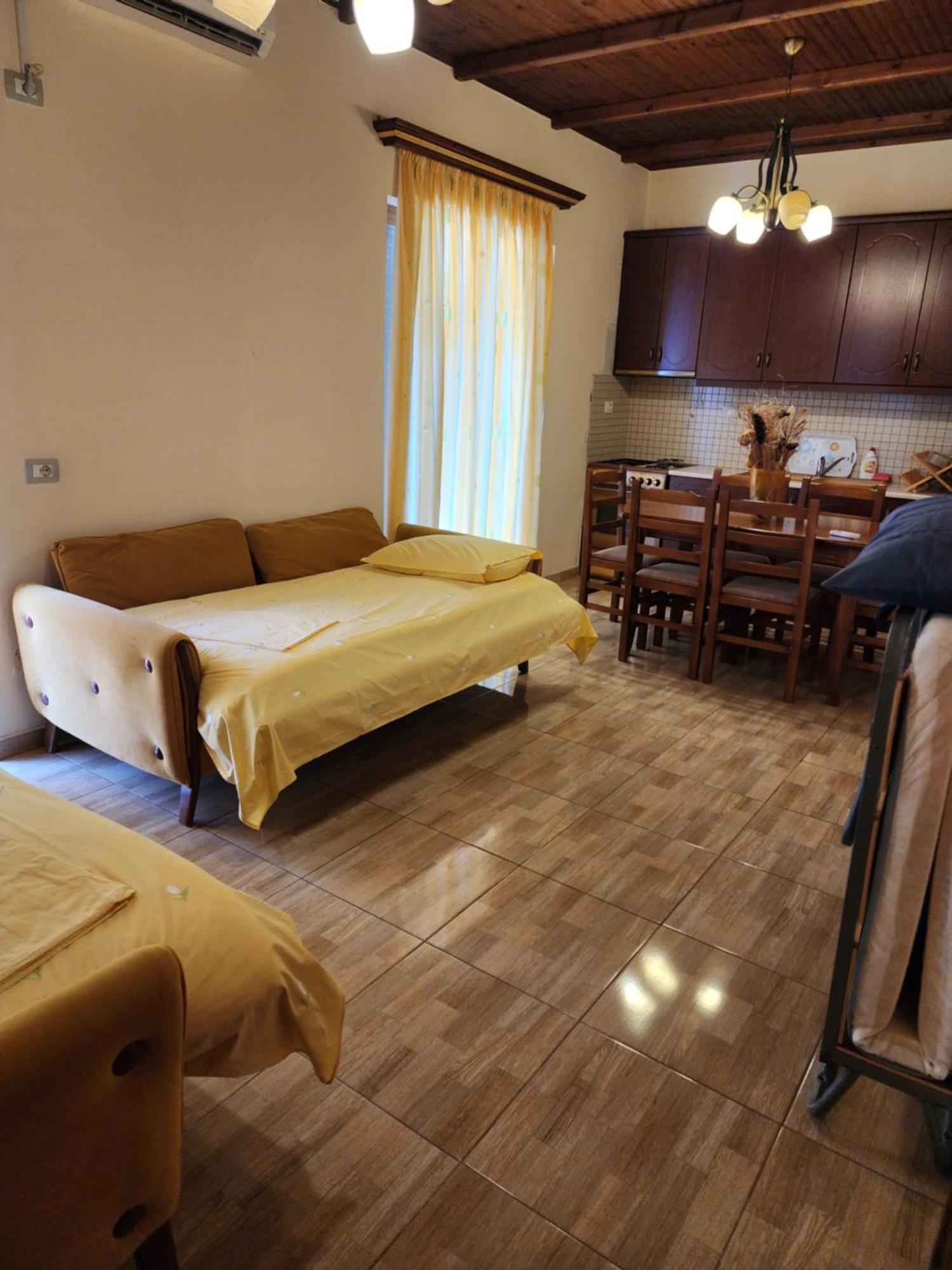 Vila Altini Borsh Luaran gambar