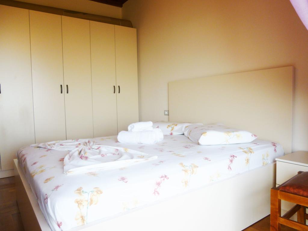Vila Altini Borsh Luaran gambar